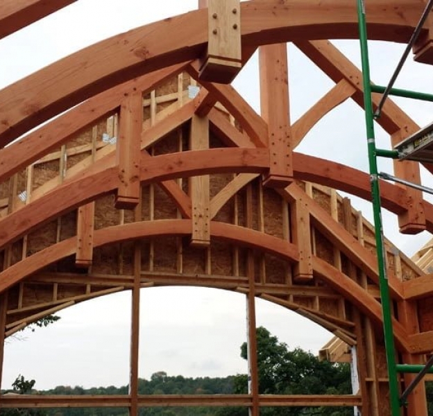 West Bend, WI | Beautiful Arched Truss | Custom Timber Frames